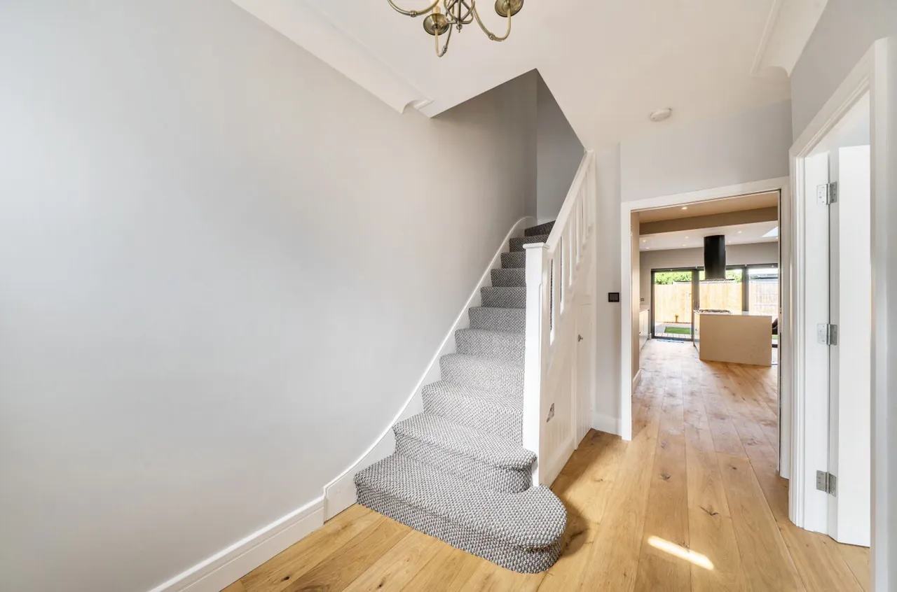 Gorringe Park Avenue, Mitcham, Mitcham, CR4 2DX, photo 11