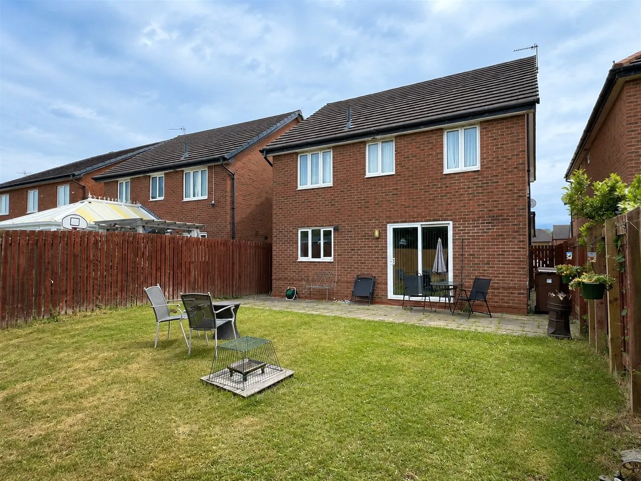 Cheltenham Crescent, Moreton, CH46, photo 16