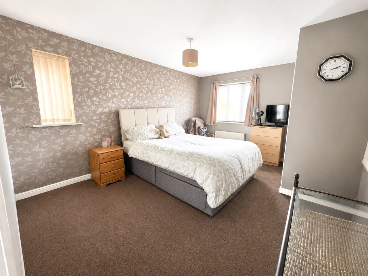Cheltenham Crescent, Moreton, CH46, photo 6