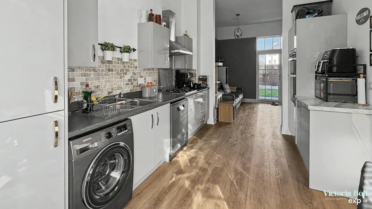 Hercules Road, Sherford, photo 5