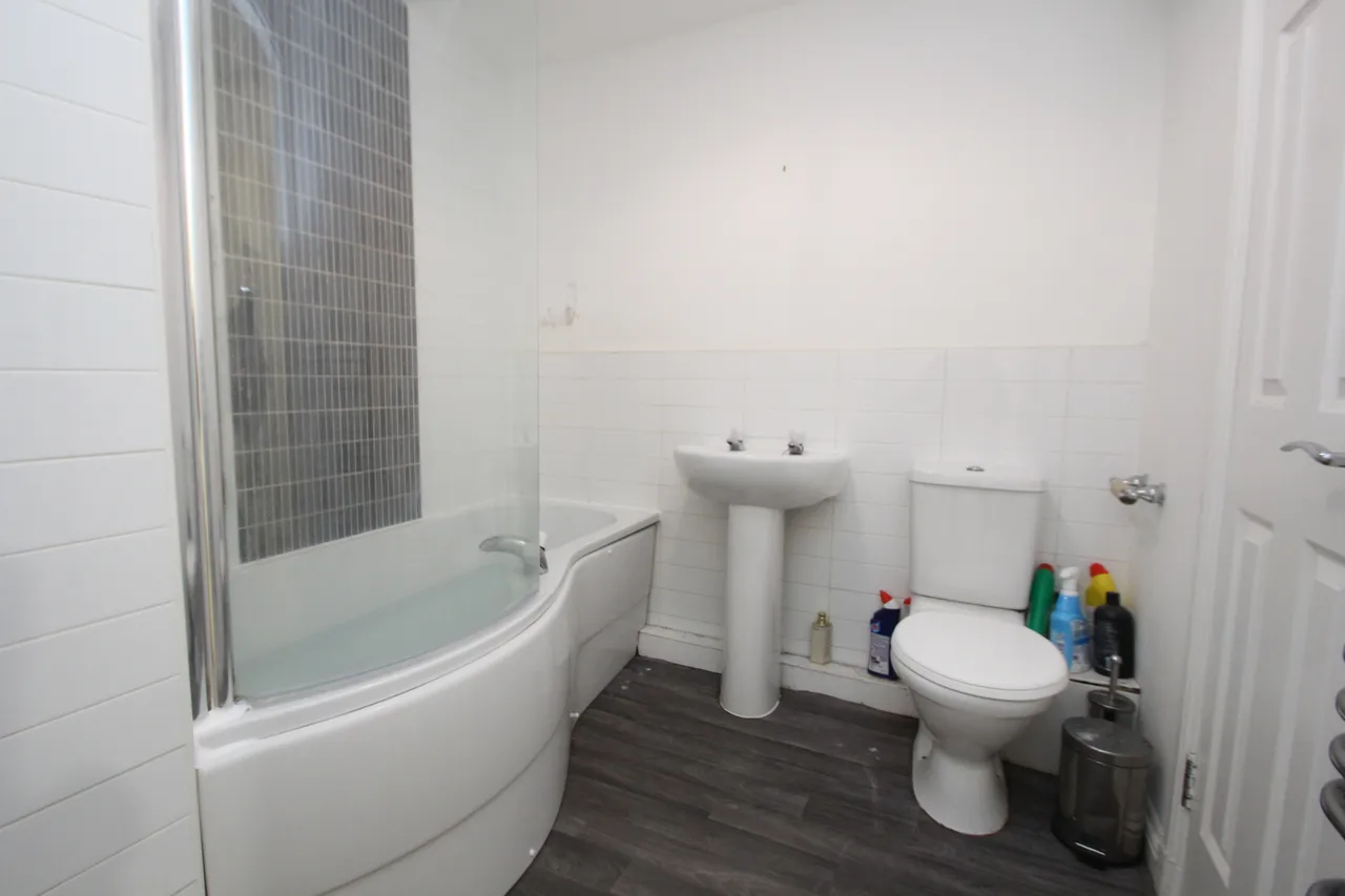 Craighall Road, G4, photo 7