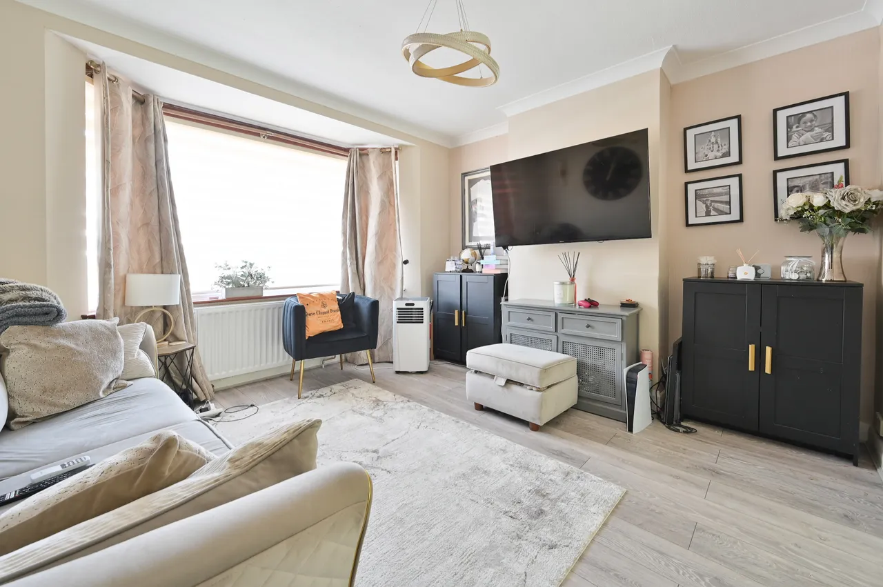 31 Gade Avenue, Watford, photo 3