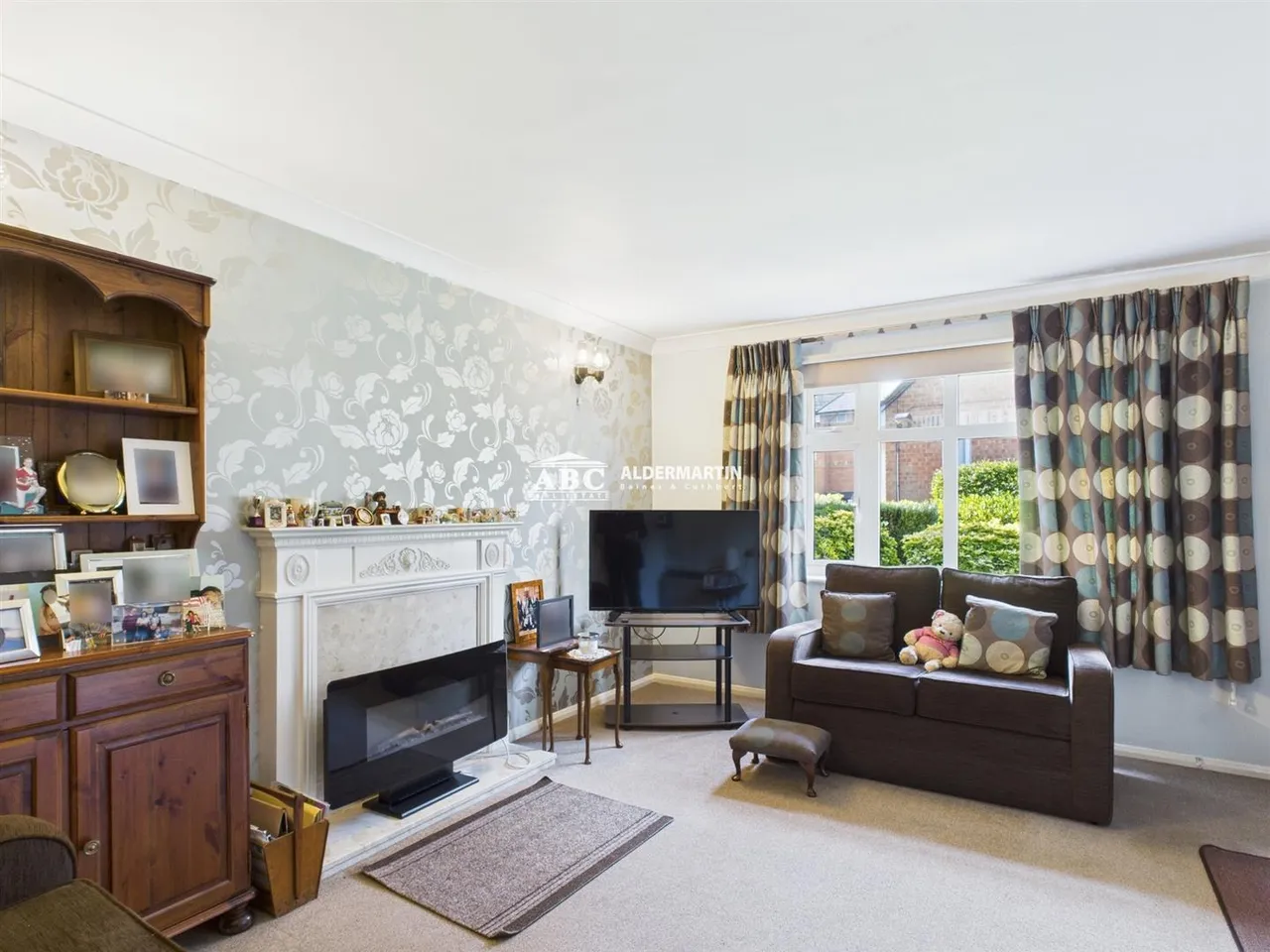 2 bed property for sale — Green Lane, Stanmore