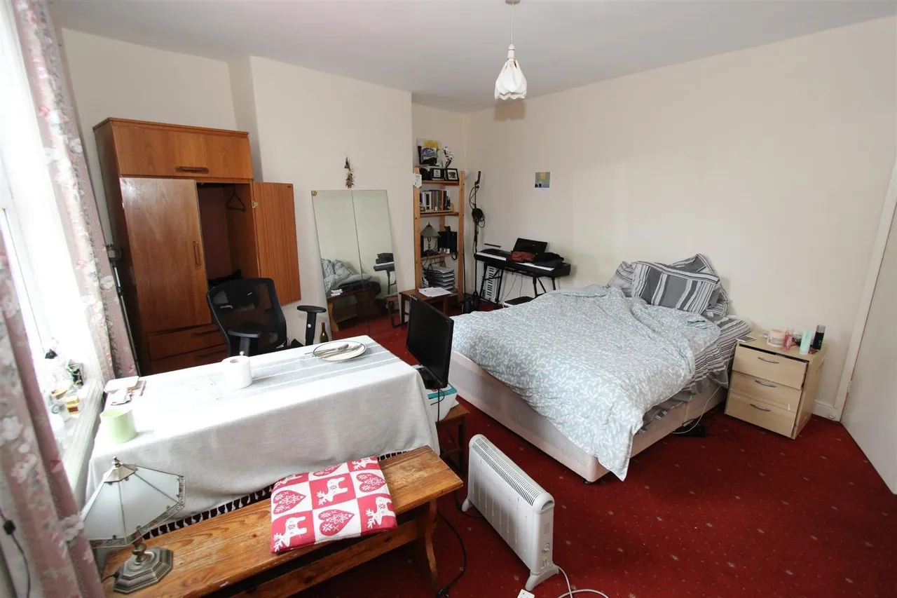 Sherburn Road, Gilesgate, DH1, photo 8