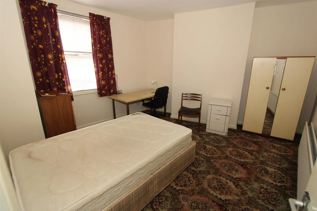 Sherburn Road, Gilesgate, DH1, photo 4
