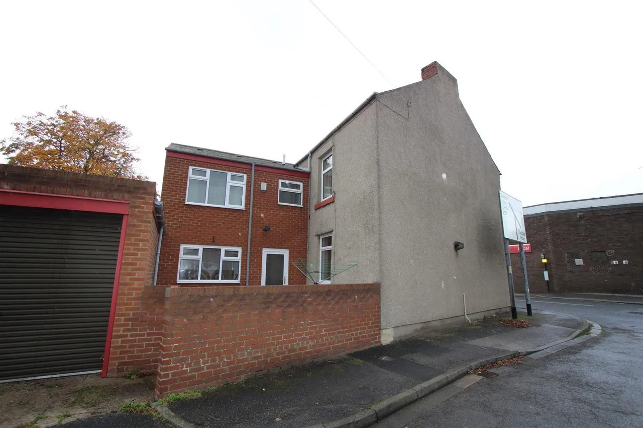 4 bed house to rent, Sherburn Road, Gilesgate, DH1