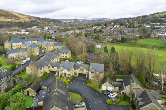2 bed flat for sale, Butterworth Way, Oldham, OL3