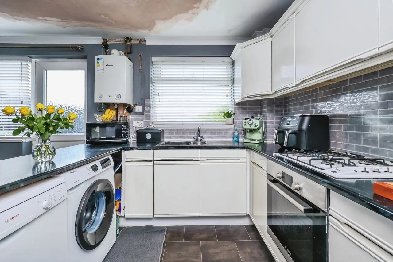 Ridgeway Walk, Nottingham, Nottinghamshire, NG5, photo 6