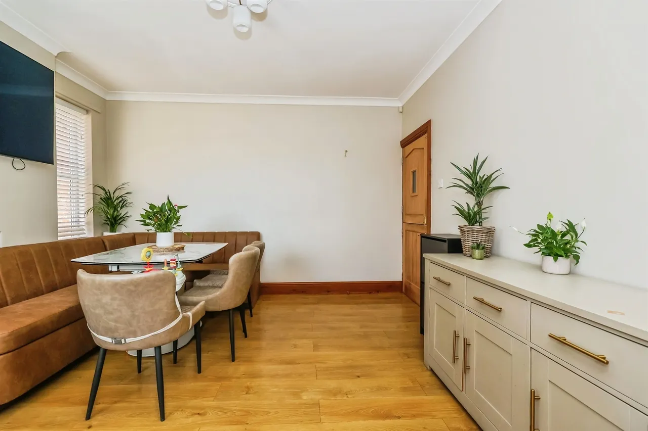Diamond Avenue, Kirkby-In-Ashfield, NG17, photo 5