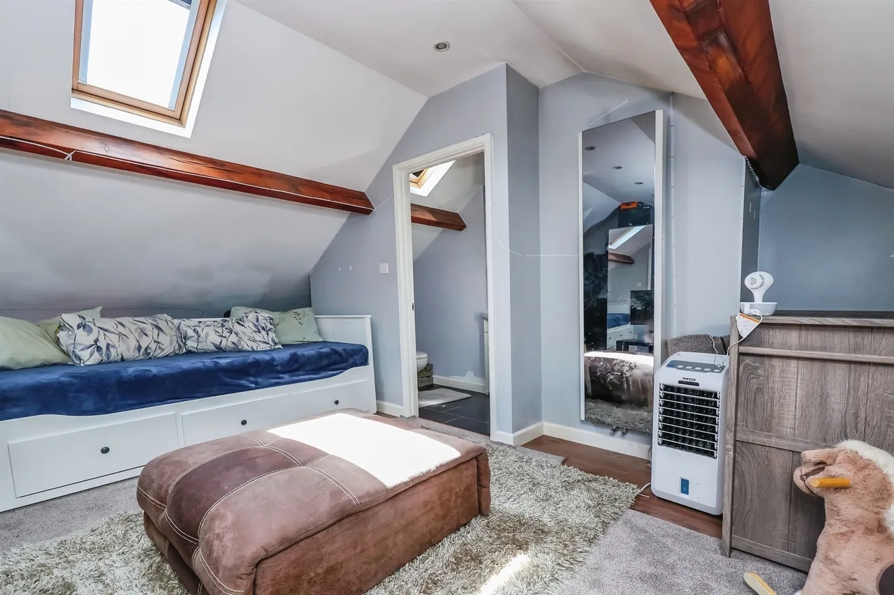 Diamond Avenue, Kirkby-In-Ashfield, NG17, photo 17