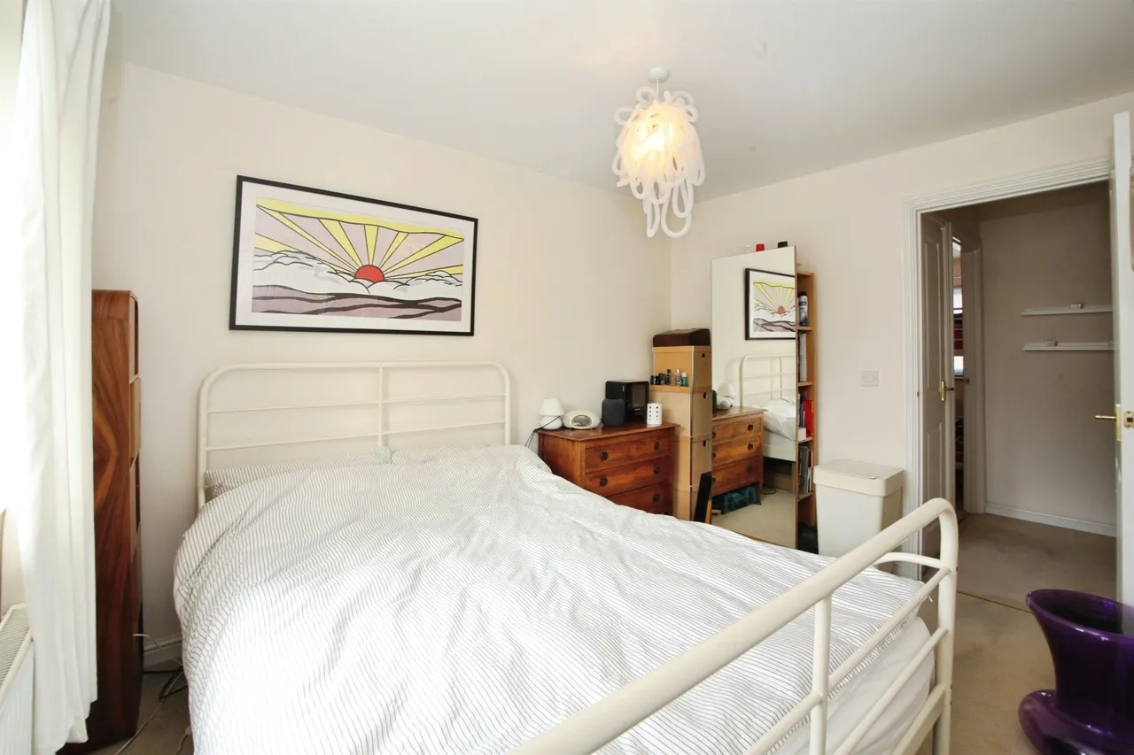 St. Peters Avenue, Pontyclun, CF72, photo 8