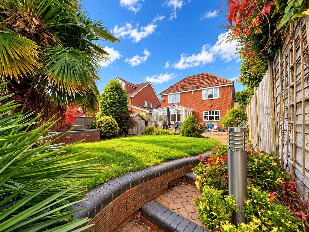 Baden Powell Close, Rugeley, WS15, photo 22