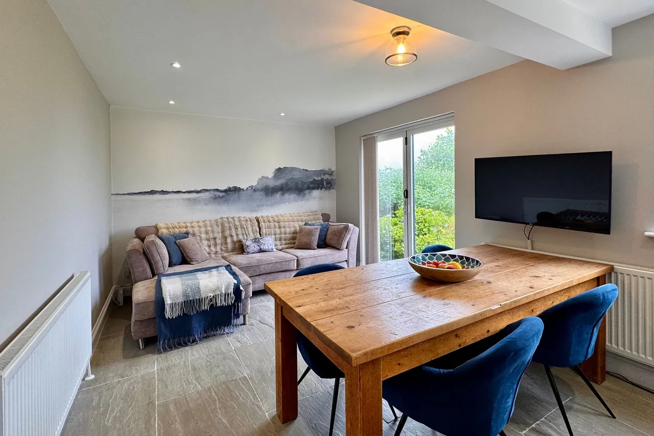 Heath Road, Glossop, photo 5