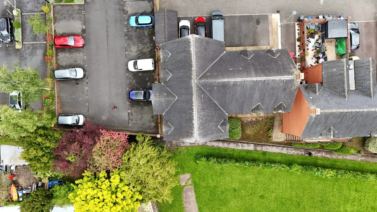 Riverside Crescent, Hall Yard, ST10, photo 24