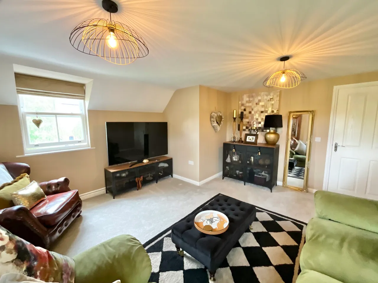 Riverside Crescent, Hall Yard, ST10, photo 8