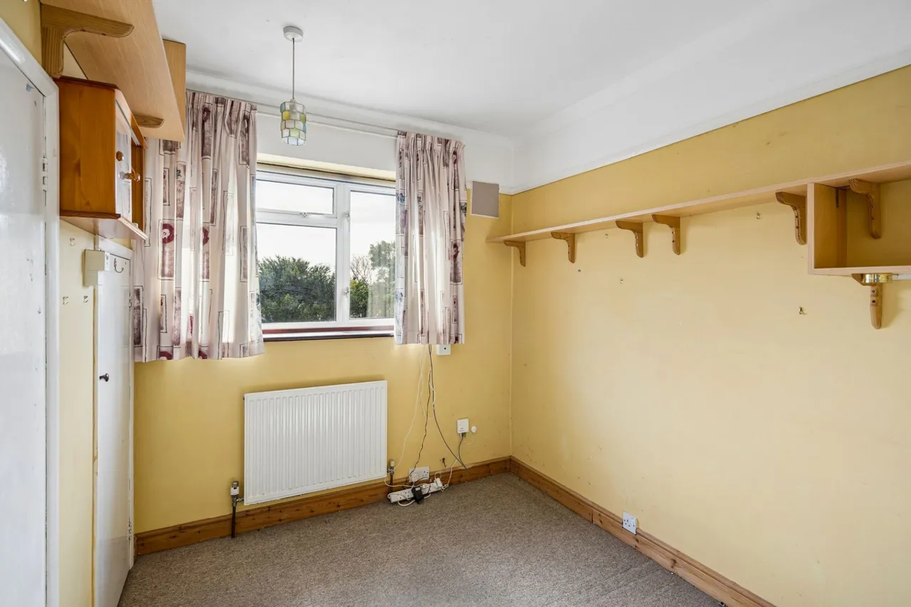 Hillary Road, High Wycombe, HP13, photo 9