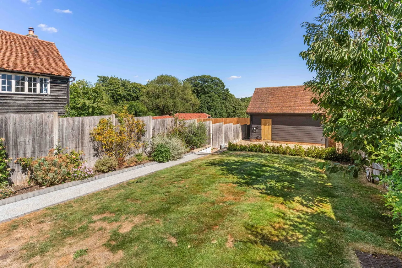 Beautiful Church Hall conversion into a stunning 3 bedroom home, photo 46