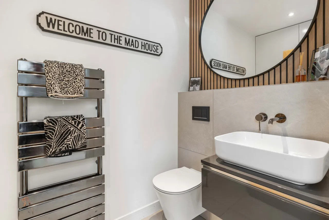 Beautiful Church Hall conversion into a stunning 3 bedroom home, photo 19