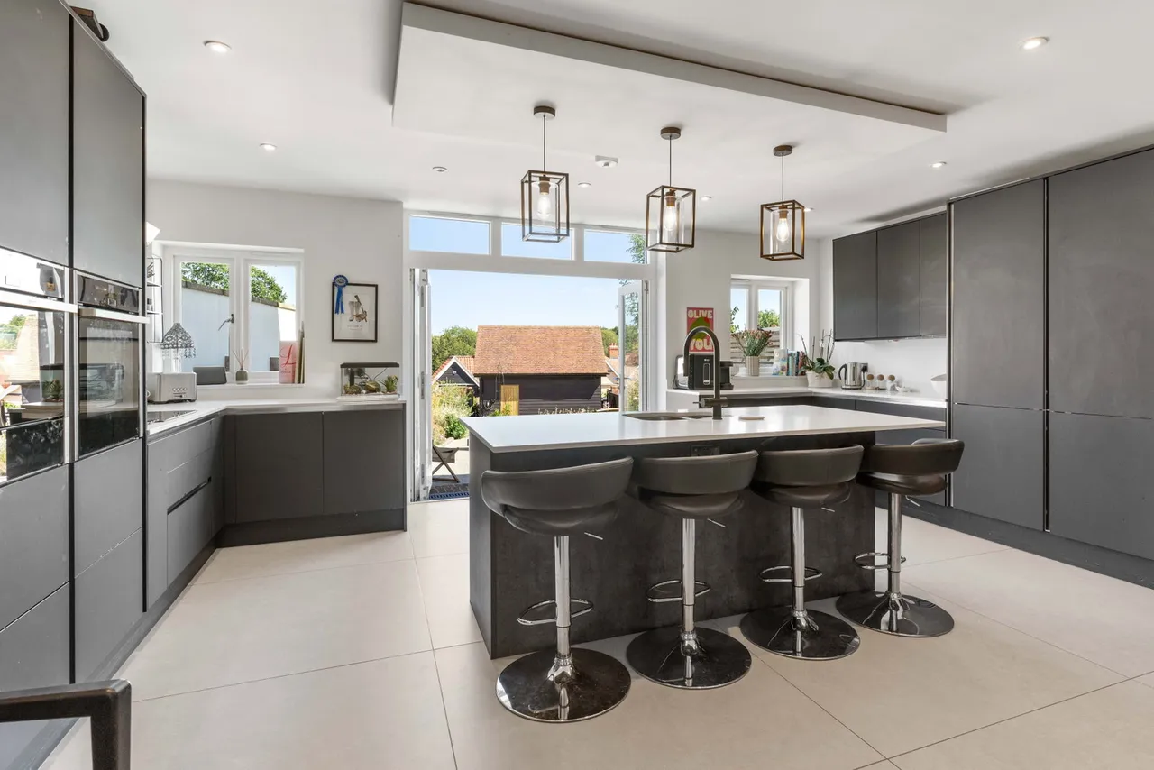 Beautiful Church Hall conversion into a stunning 3 bedroom home, photo 13