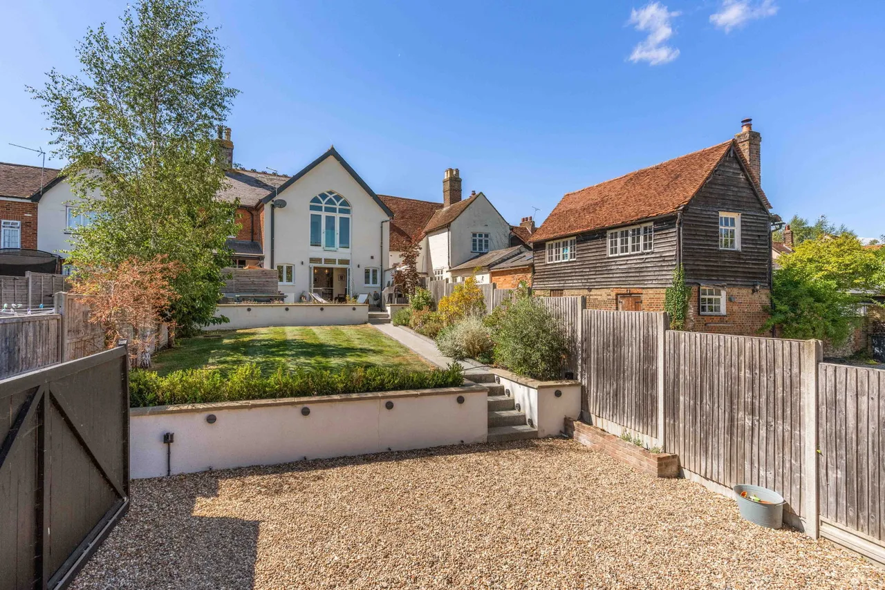 Beautiful Church Hall conversion into a stunning 3 bedroom home, photo 49