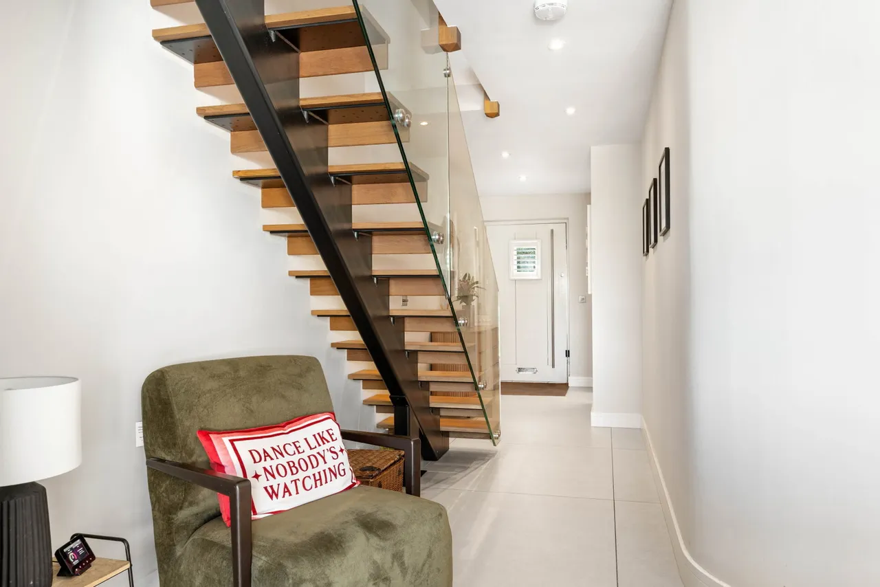 Beautiful Church Hall conversion into a stunning 3 bedroom home, photo 16