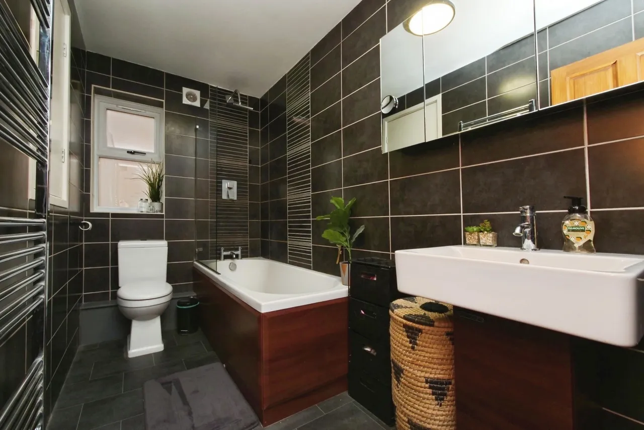 Minter Close, YORK, North Yorkshire, YO24, photo 6