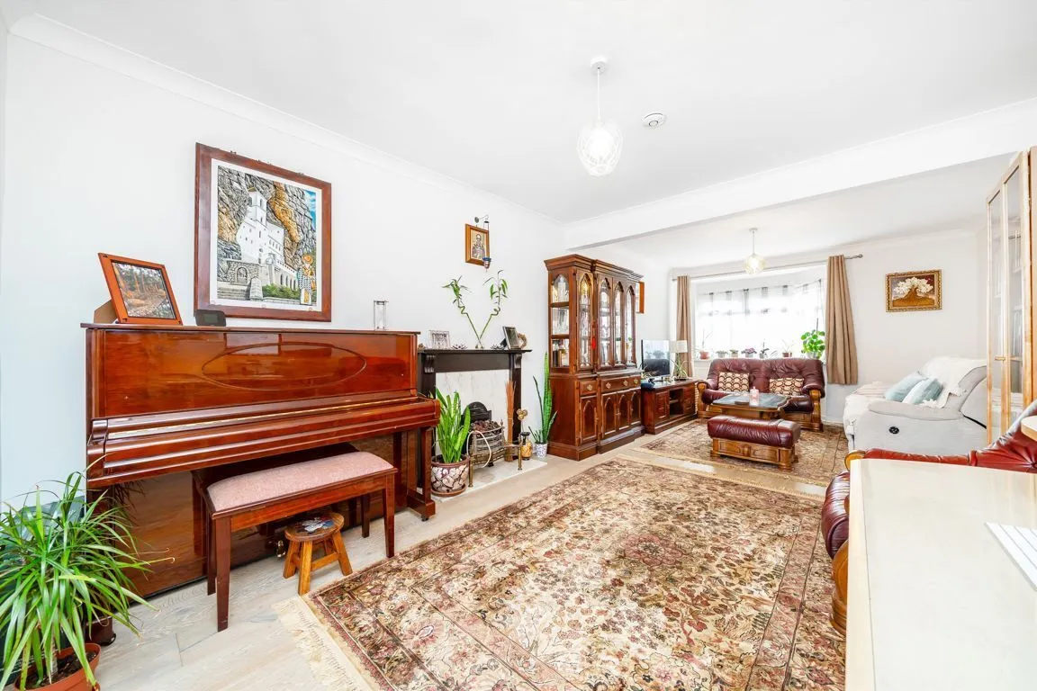 Crossway, W13, photo 2
