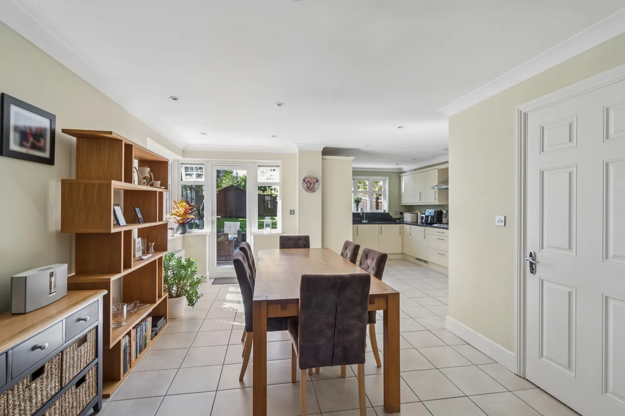 Bushey Grove Road, Bushey, Bushey, WD23 2GJ, photo 9