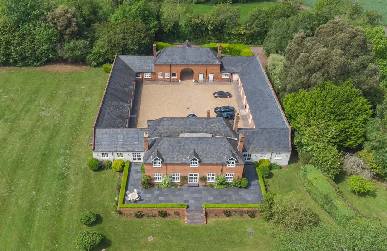 6 bed house for sale, Itton, Chepstow, NP16