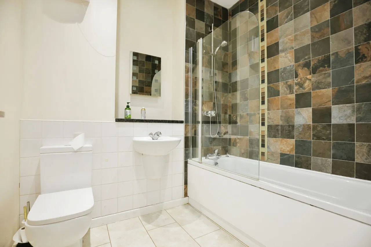 Aldbourne Road, Coventry, West Midlands, CV1, photo 17