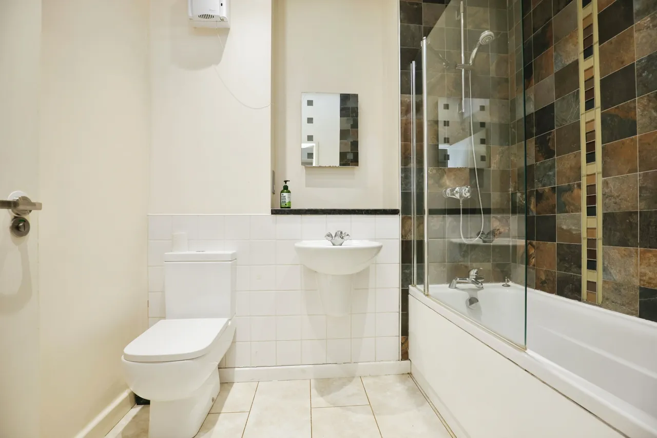 Aldbourne Road, Coventry, West Midlands, CV1, photo 3