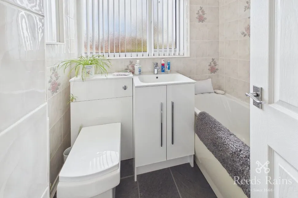 Towers Close, Crofton, West Yorkshire, WF4, photo 10