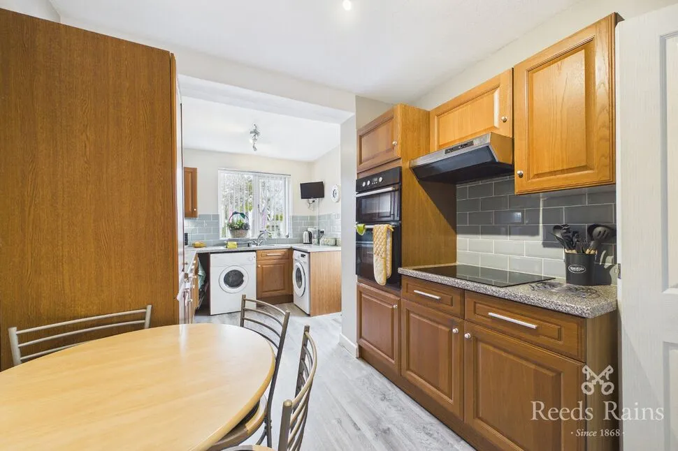 Towers Close, Crofton, West Yorkshire, WF4, photo 4