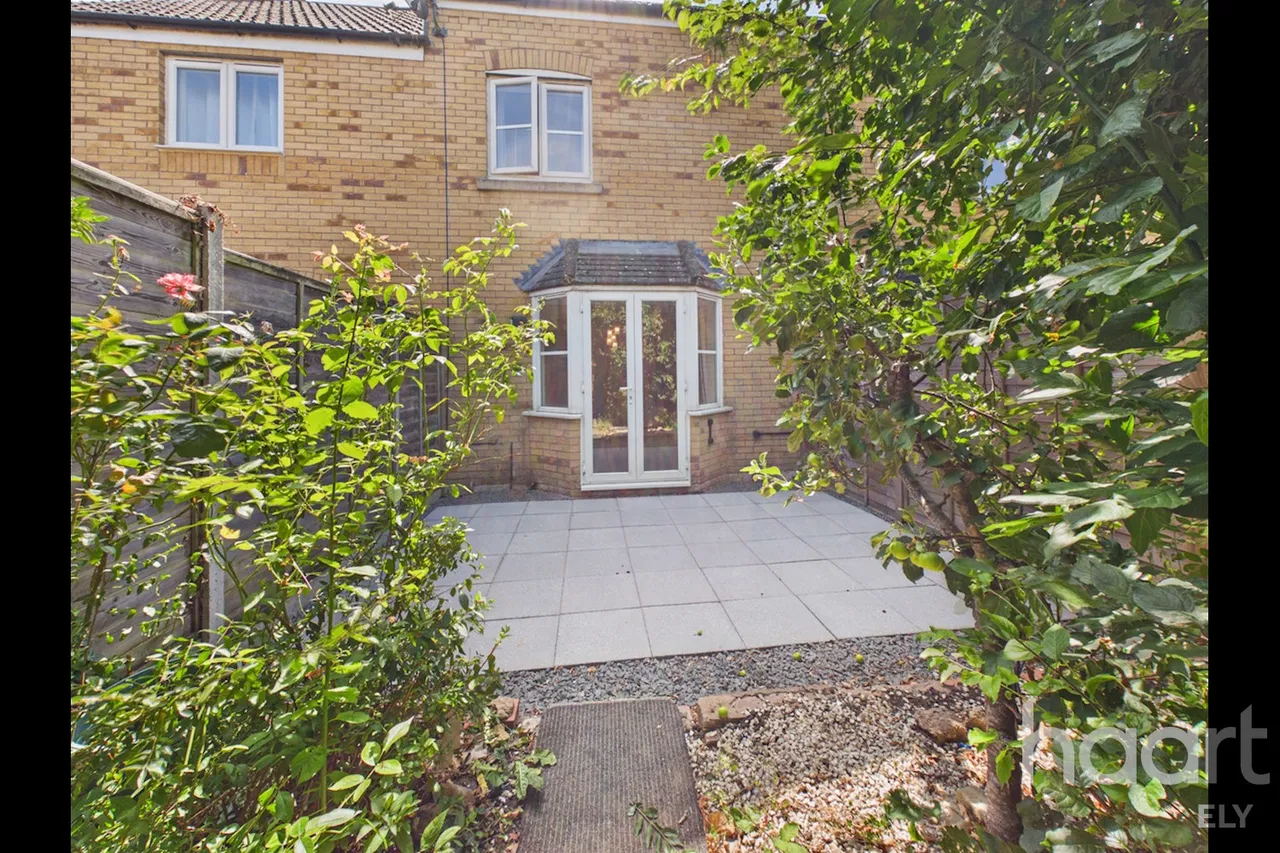 Fishers Bank, Littleport, CB6, photo 12