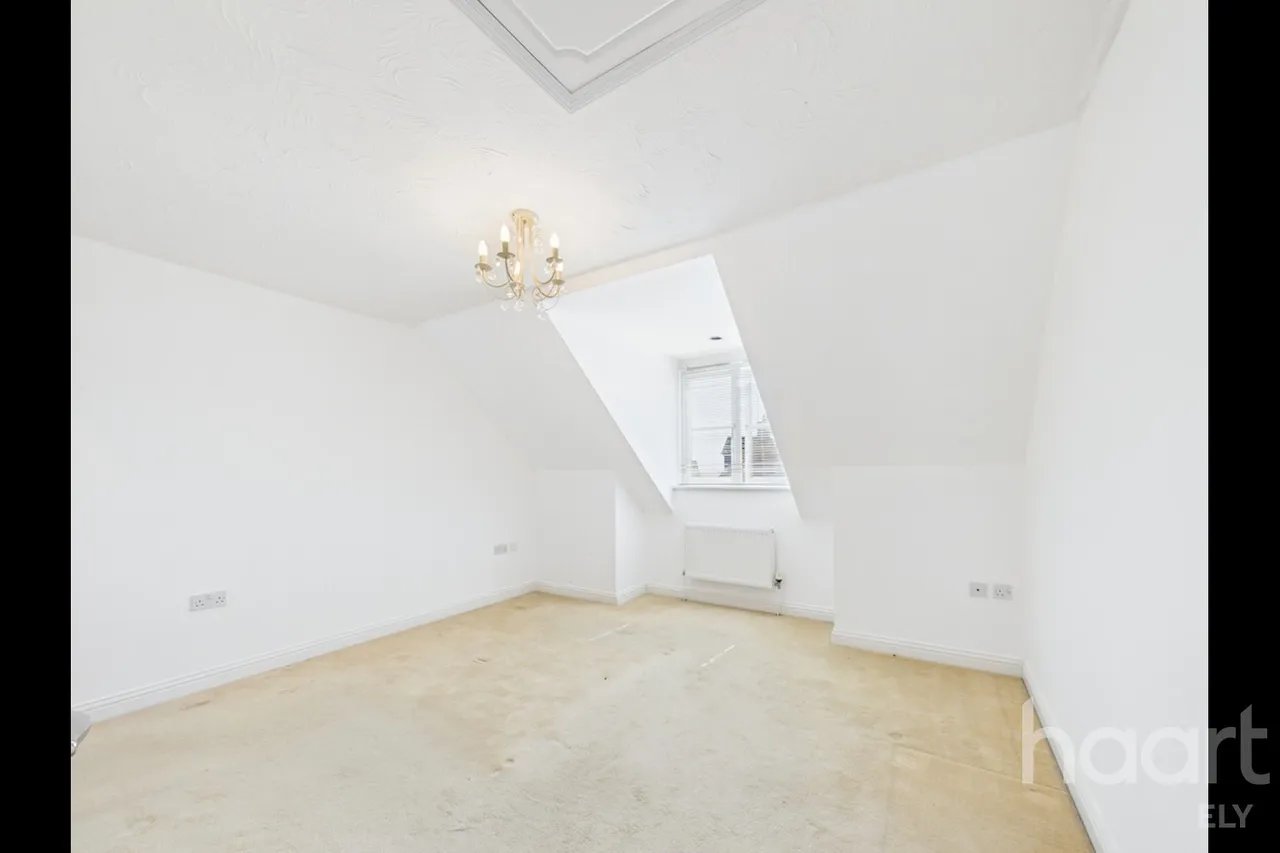 Fishers Bank, Littleport, CB6, photo 10