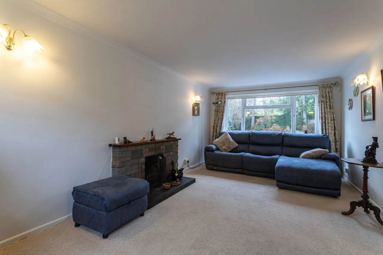 Meadow Lane, Hartley Wintney, Hook, RG27 8RF, photo 3