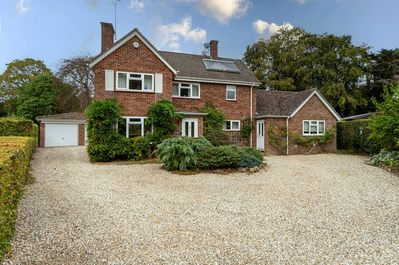 Meadow Lane, Hartley Wintney, Hook, RG27 8RF, photo 22