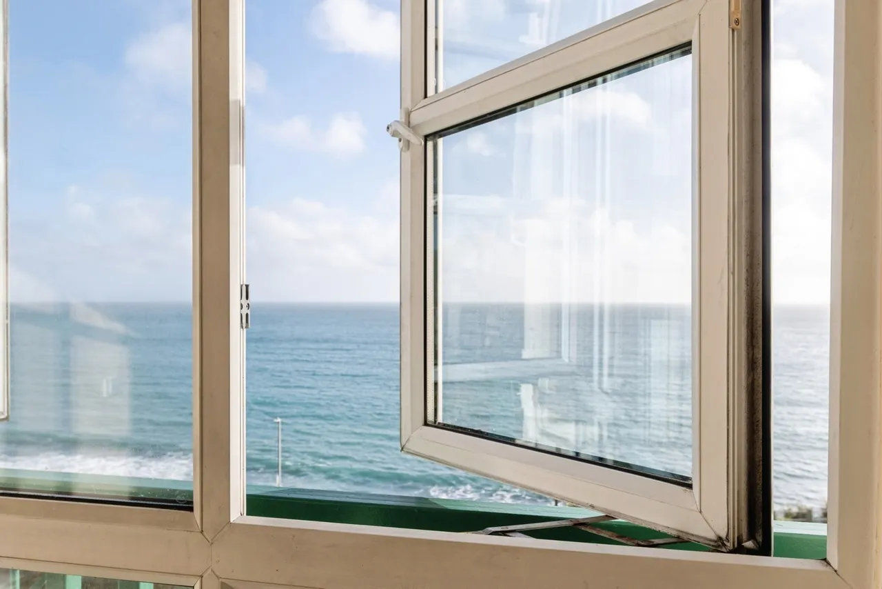 Cliff Road, Falmouth, TR11, photo 12