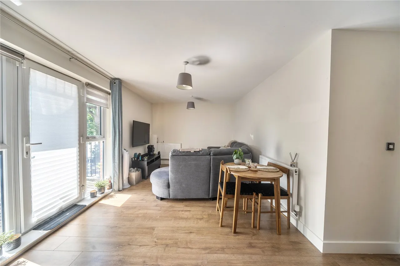 Chalk Hill, West End, Southampton, Hampshire, SO18 3DB, photo 8