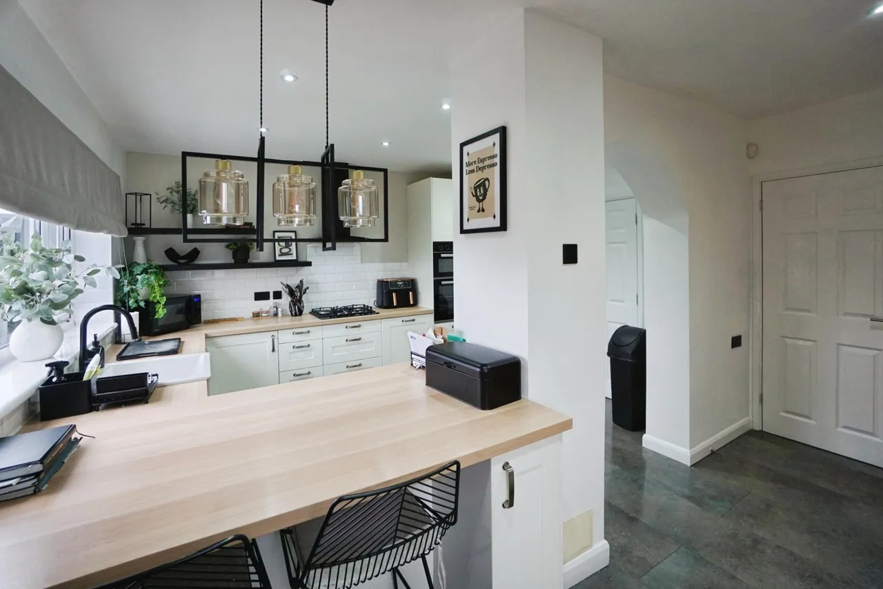 Dingle Close, Oakham, DY2, photo 11
