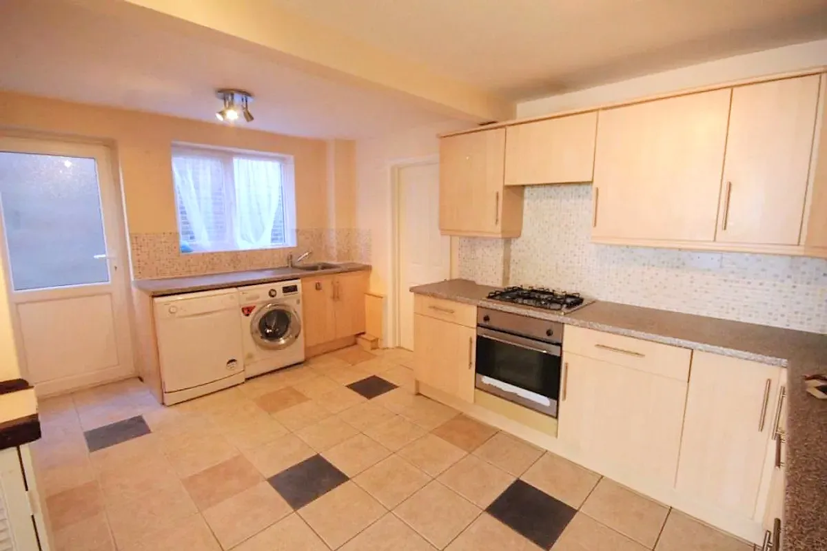 Thornfield, Northampton, NN3, photo 3