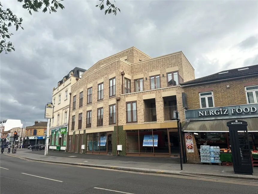 1 bed flat to rent, Hoe Street, Walthamstow, E17