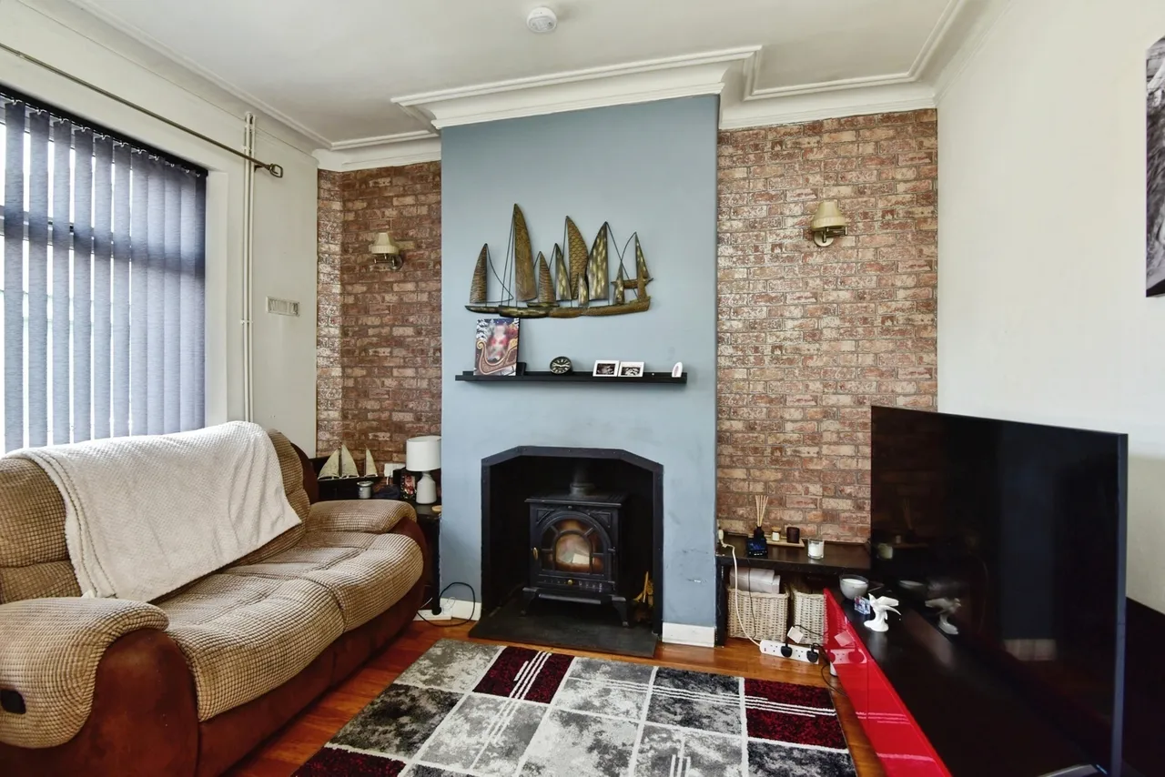 Peel Street, NEWCASTLE, Staffordshire, ST5, photo 2