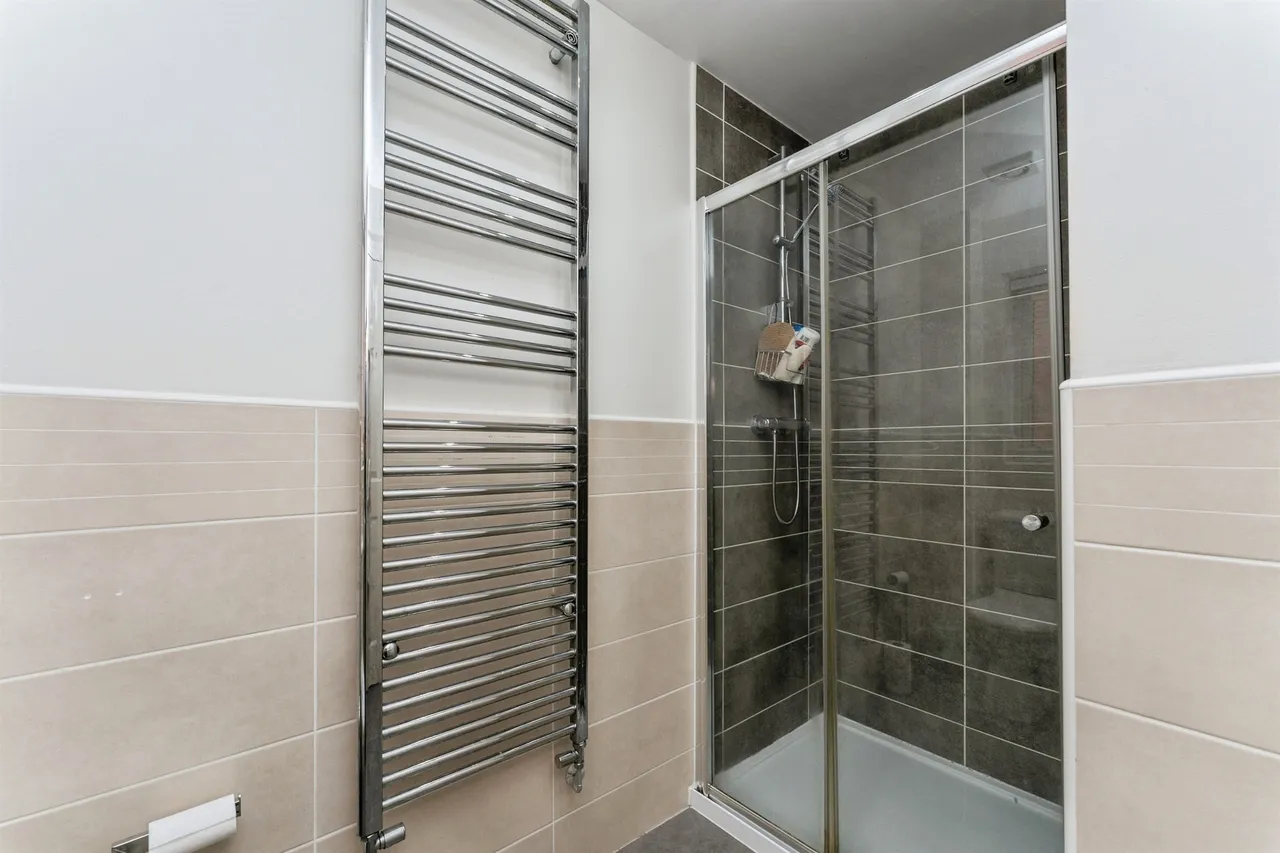 Lightfoot Mews, Farndon, CH3, photo 14