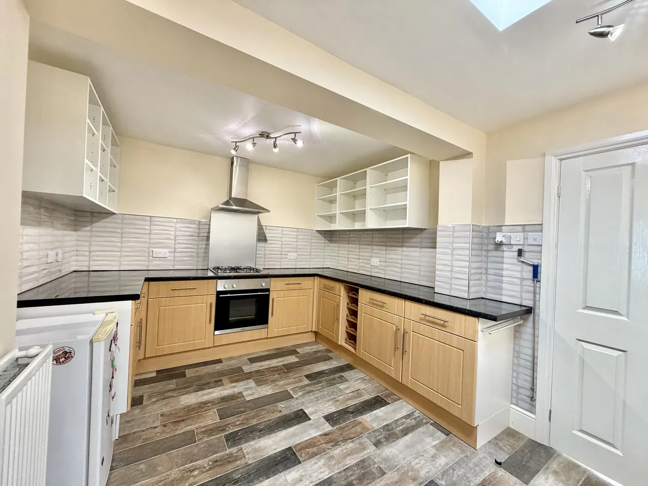 Clive Road, Barry, CF62, photo 6