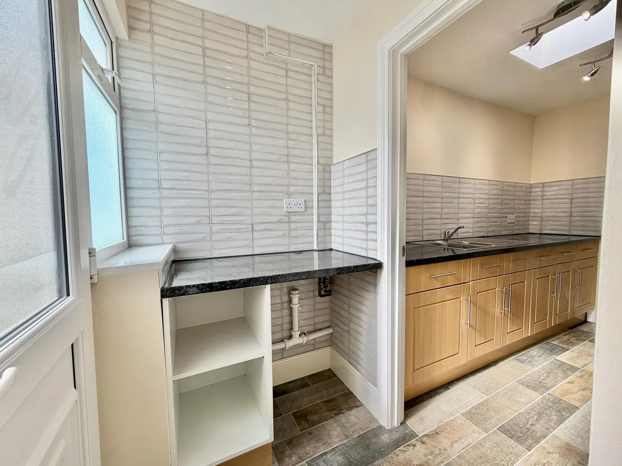 Clive Road, Barry, CF62, photo 10