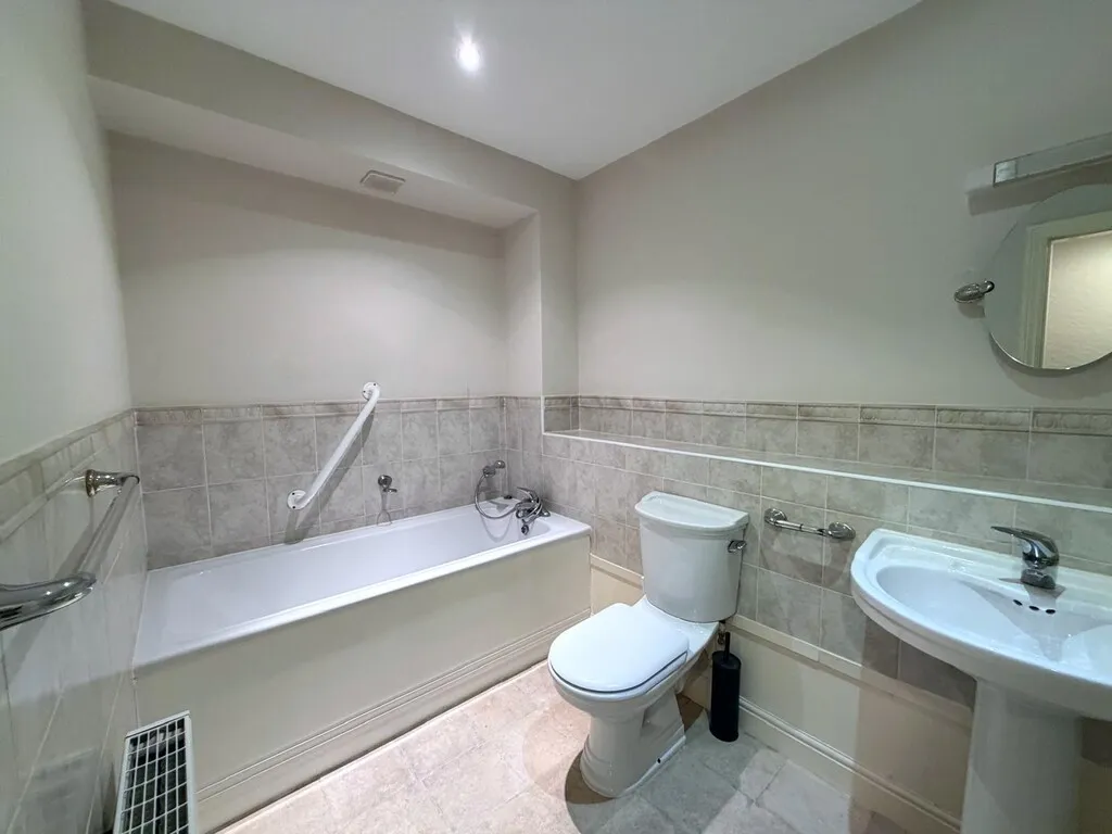 Upper St. John Street, Lichfield, photo 7