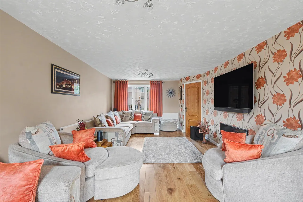 Fosbrooke Drive, Long Eaton, NG10, photo 5