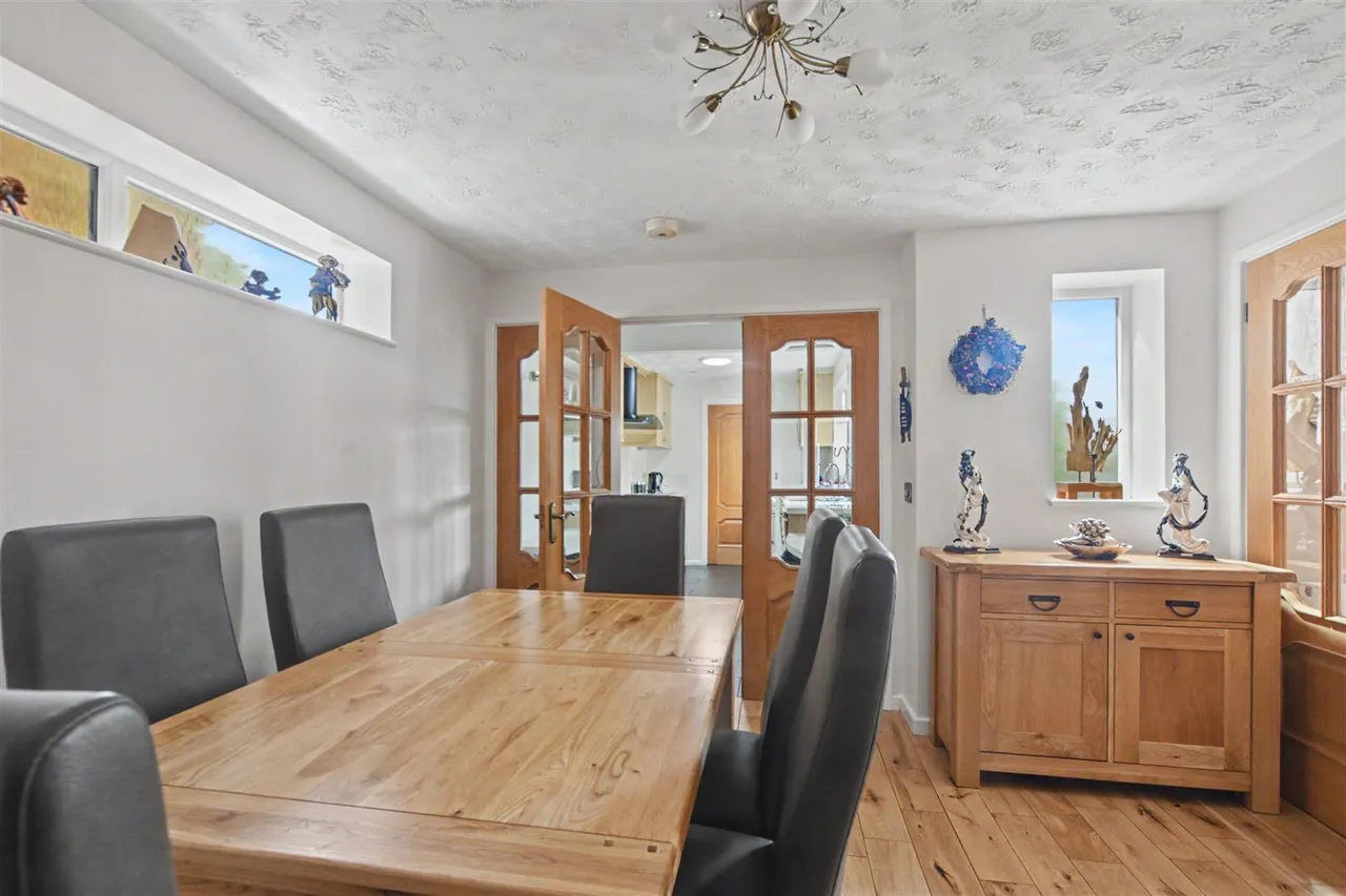 Fosbrooke Drive, Long Eaton, NG10, photo 6