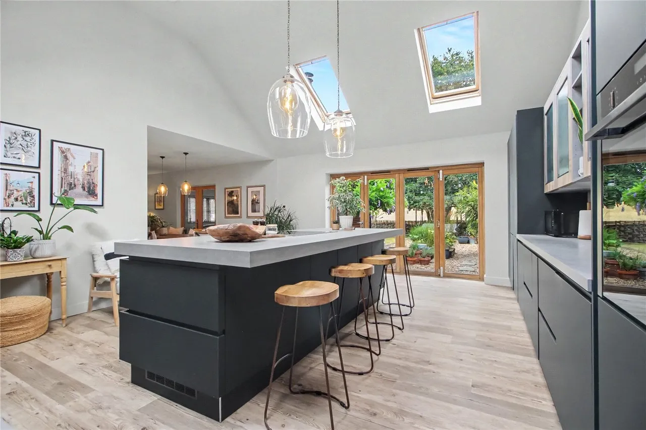 4 bed house for sale — The Street, Woodton, Bungay, Norfolk, NR35
